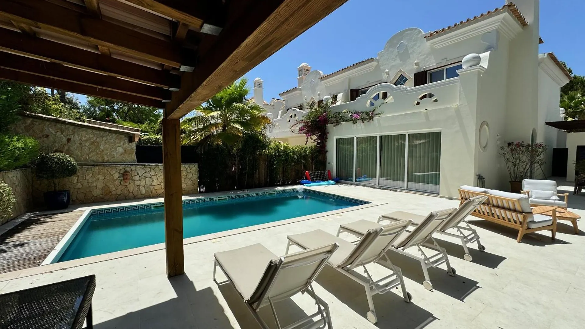 Sunshine - Pinheiros Altos Villa Quinta do Lago